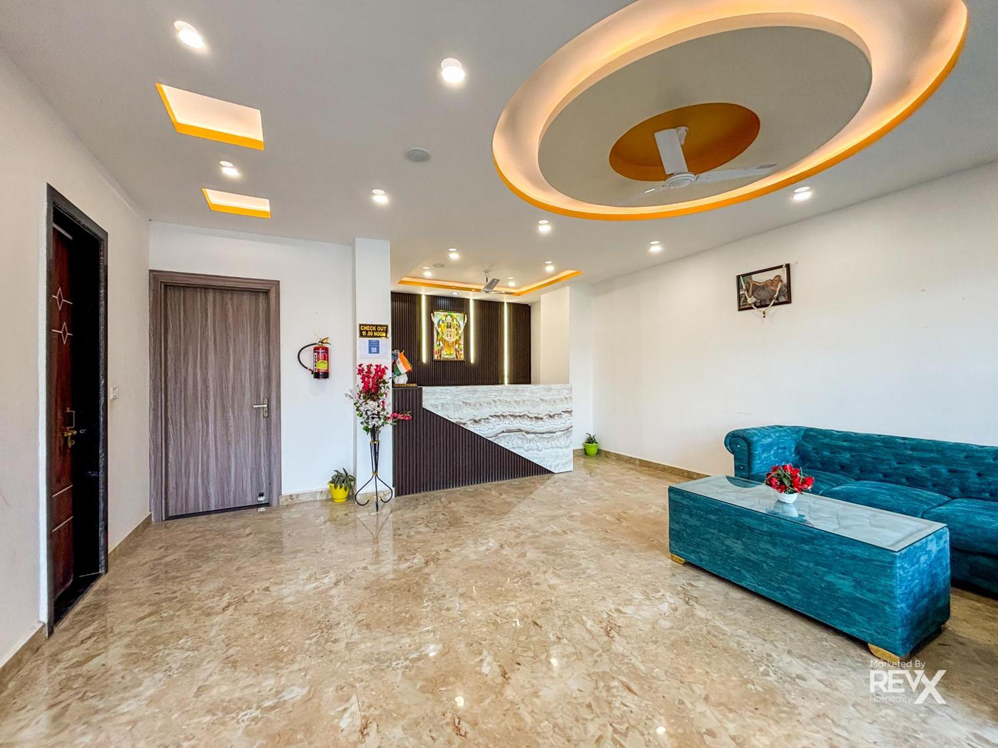 Raghuveer Sadan, Near Ram Mandir -10 Min Walk Hotel 2*