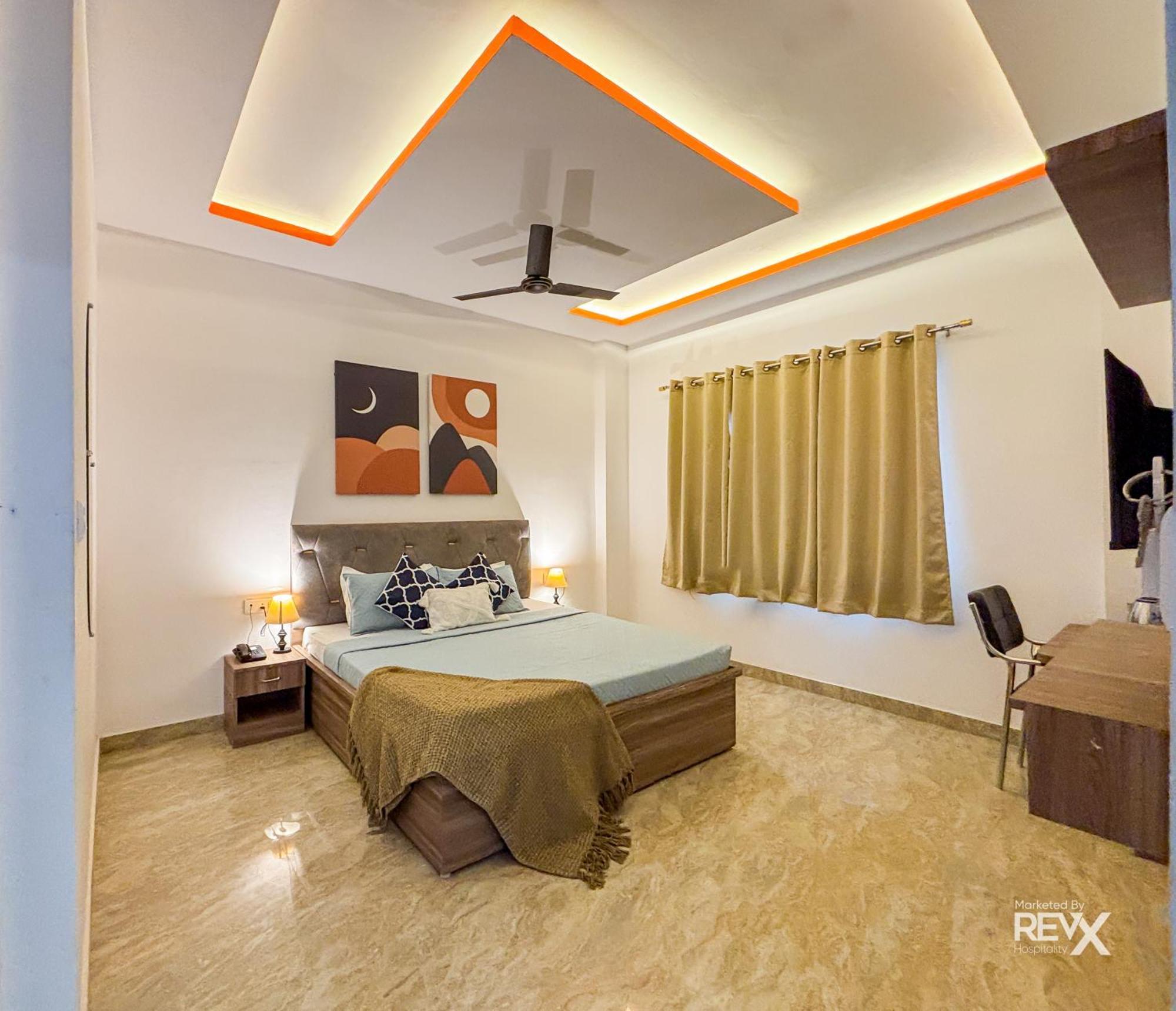 Raghuveer Sadan, Near Ram Mandir -10 Min Walk Hotel 2*