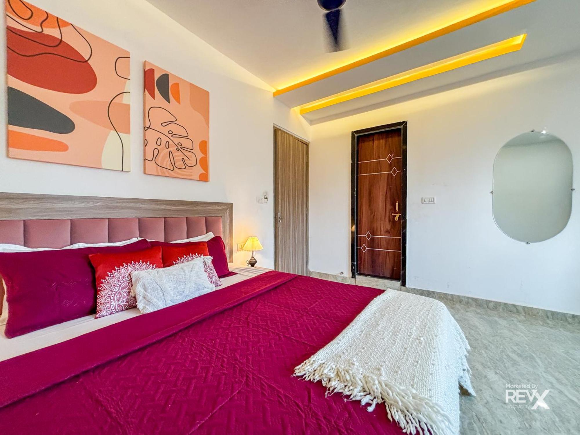 Raghuveer Sadan, Near Ram Mandir -10 Min Walk Hotel