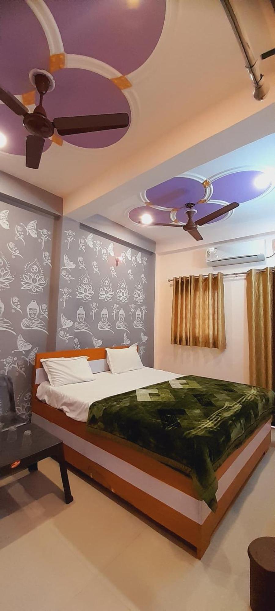Shiv Niketan 200mtr From Shri Ram Mandir Hotel