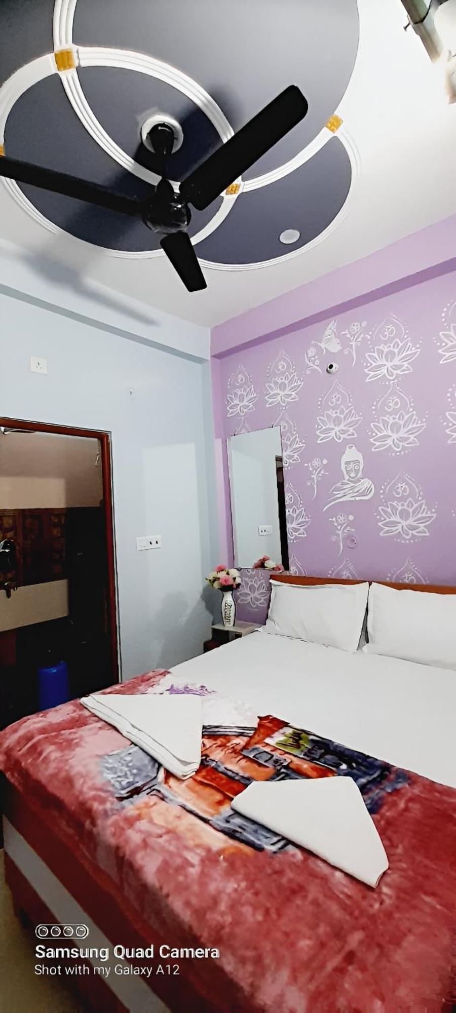 Shiv Niketan 200mtr From Shri Ram Mandir Hotel Ayodhya