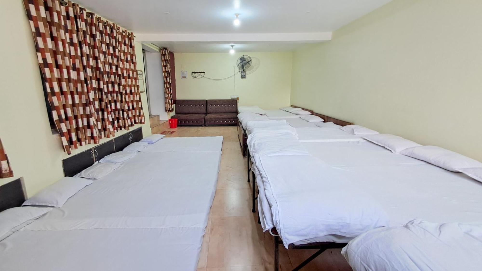Ld Guest House, Hotel 3*