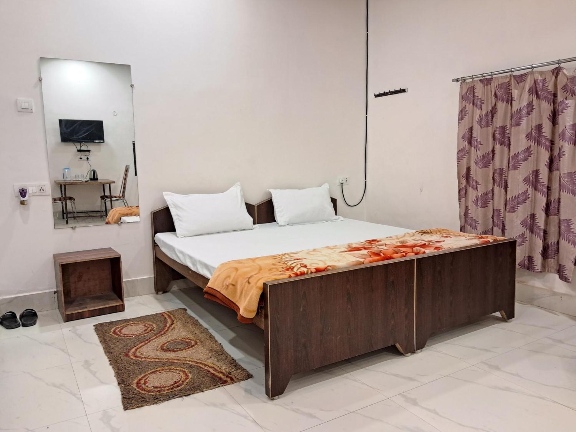 Hotel Ld Guest House, 3*
