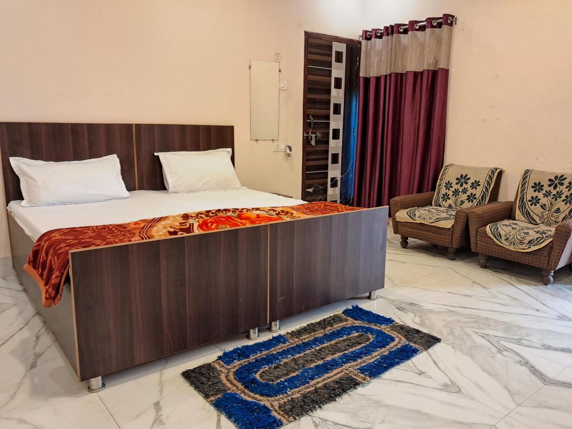 Ld Guest House, 3*
