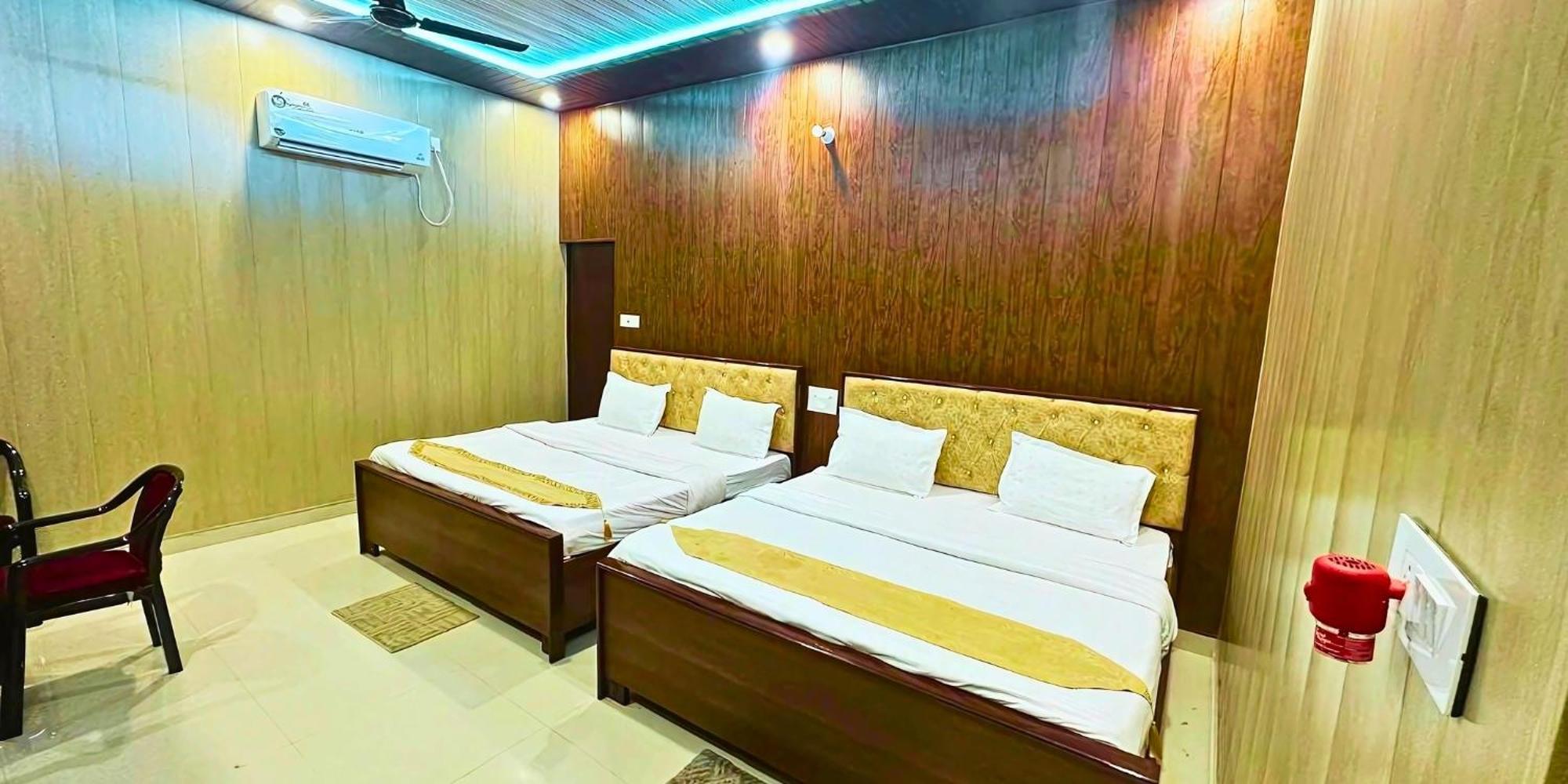 Ramayana Grand Hotel, Near Ram Mandir