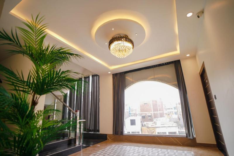 Hotel The Govind Palace Ayodhya