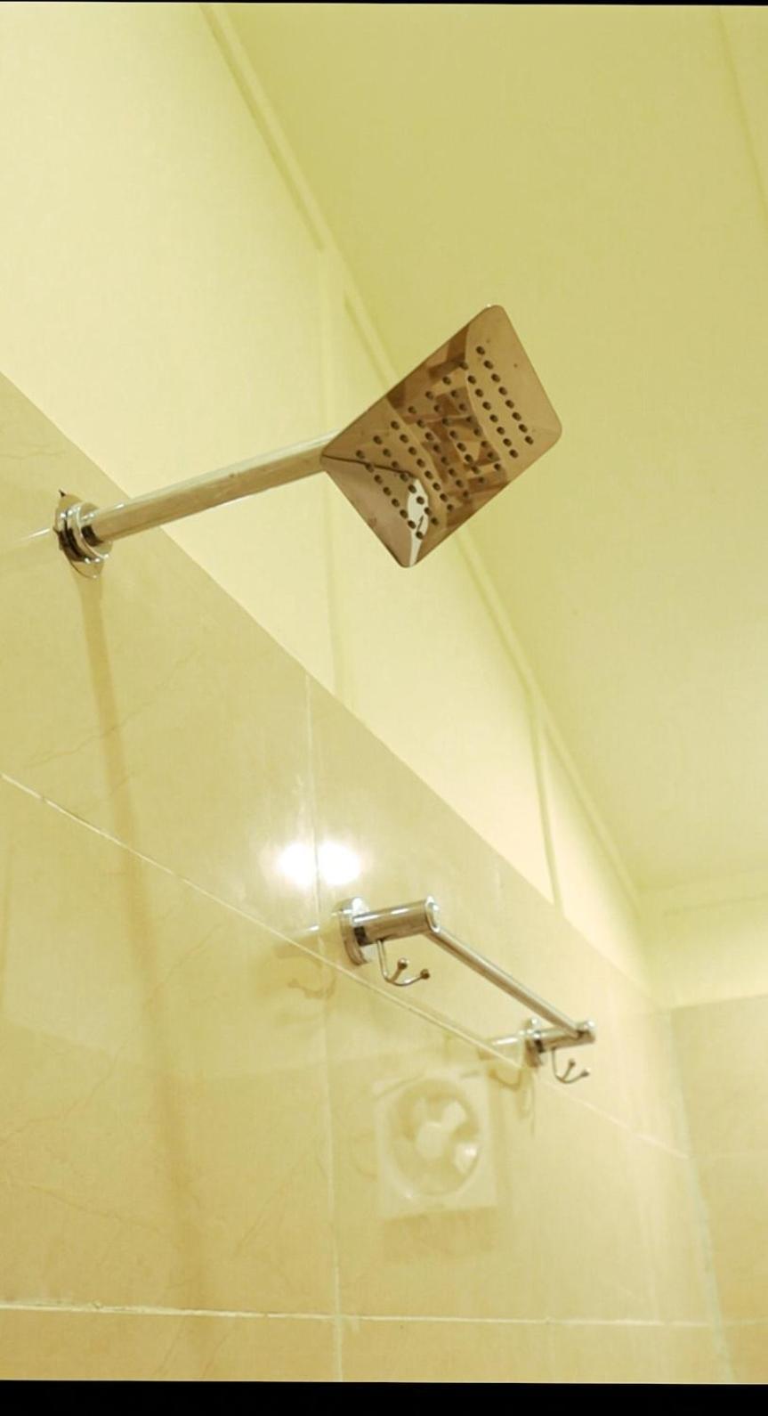 Ashoka Premium 1 And 2bhks Near Ram Mandir Apartment *