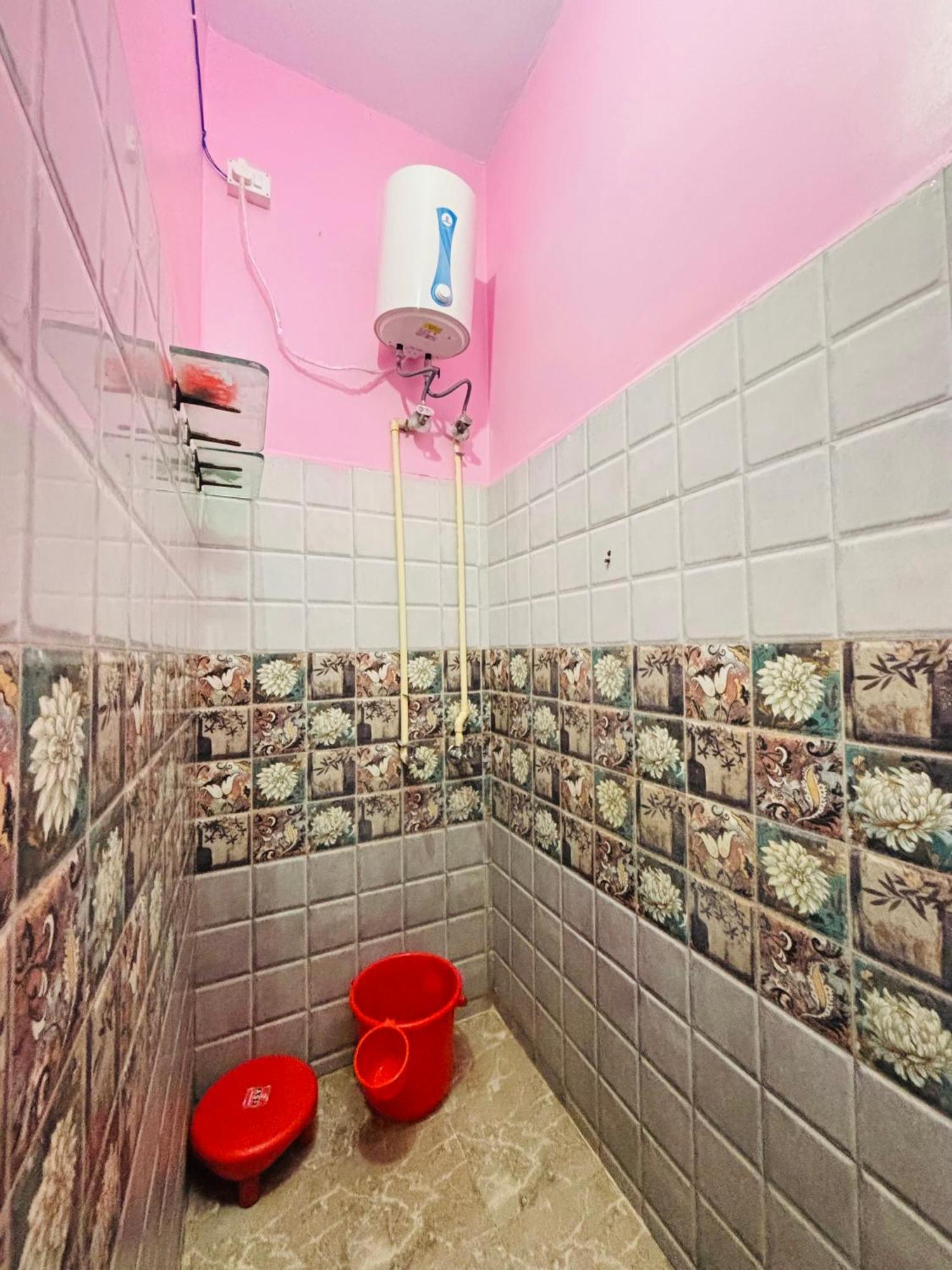 Shree Swaminarayan Homestay Ayodhya