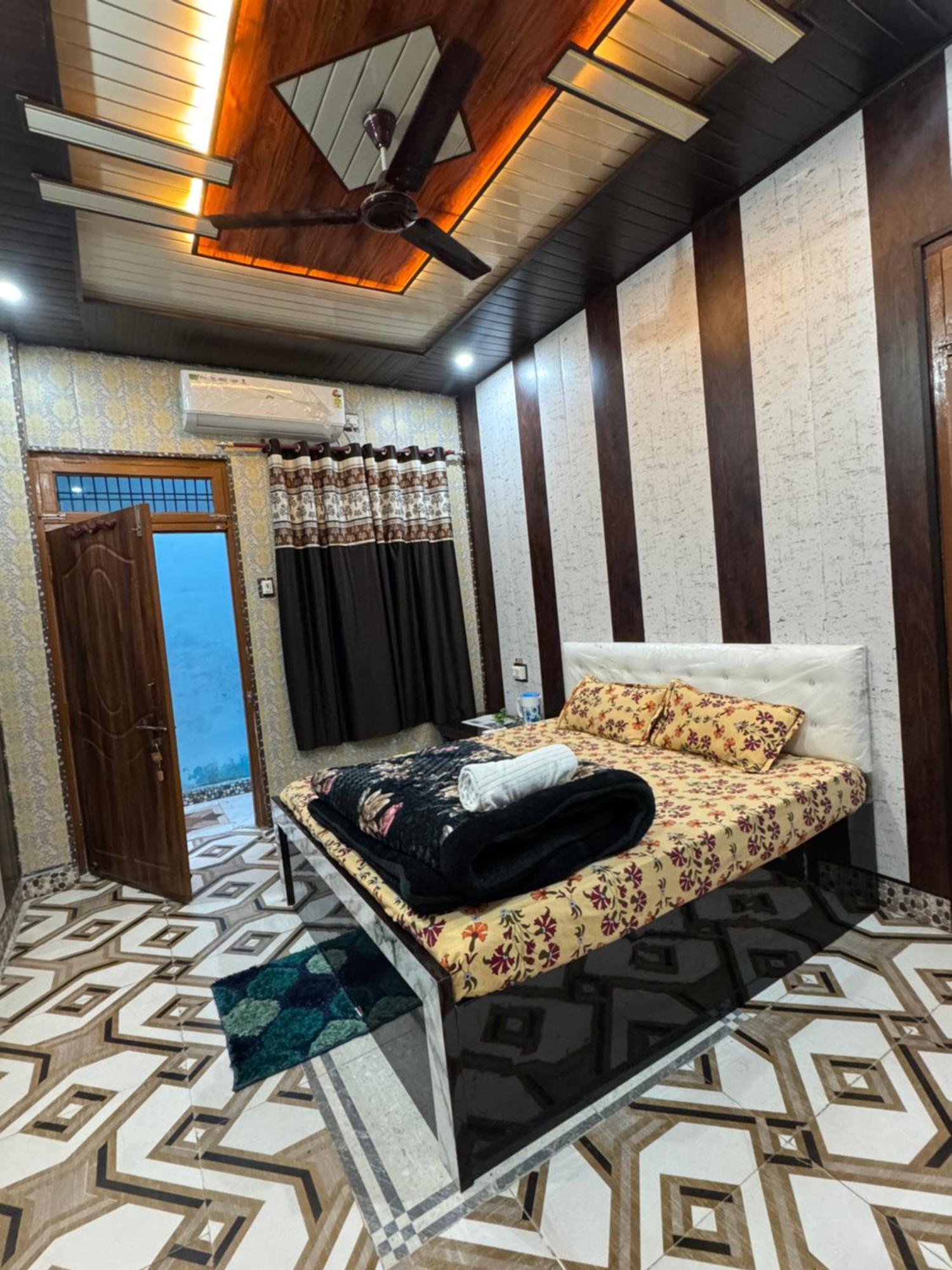Ram Lalla 5*
