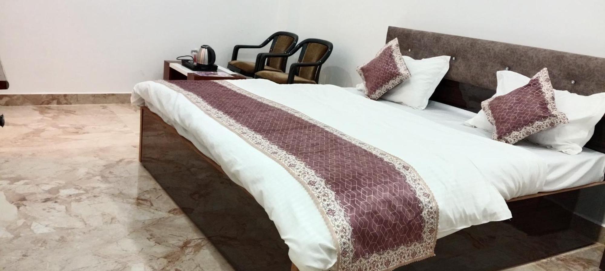 Guest house Ravindra Geeta *