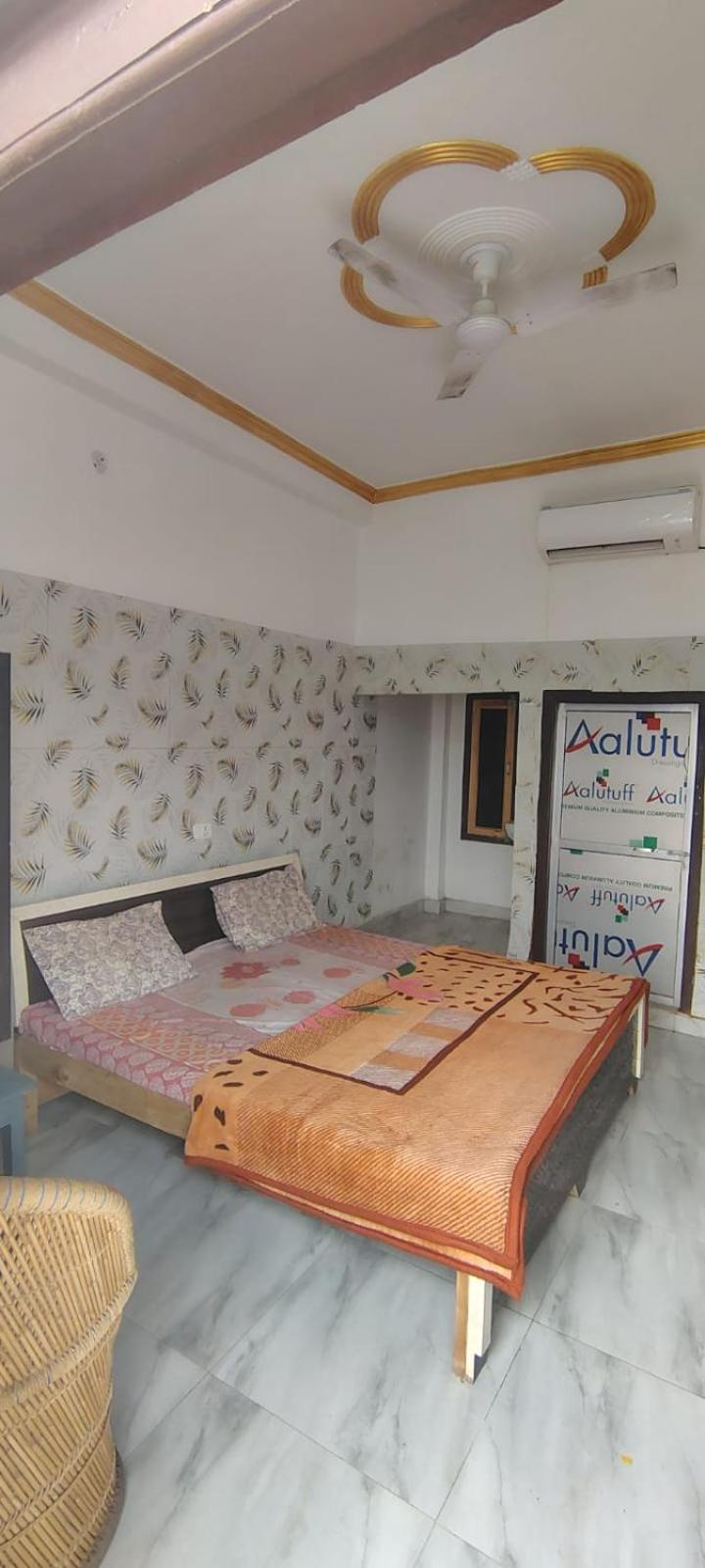 Govind Niwas Guest house