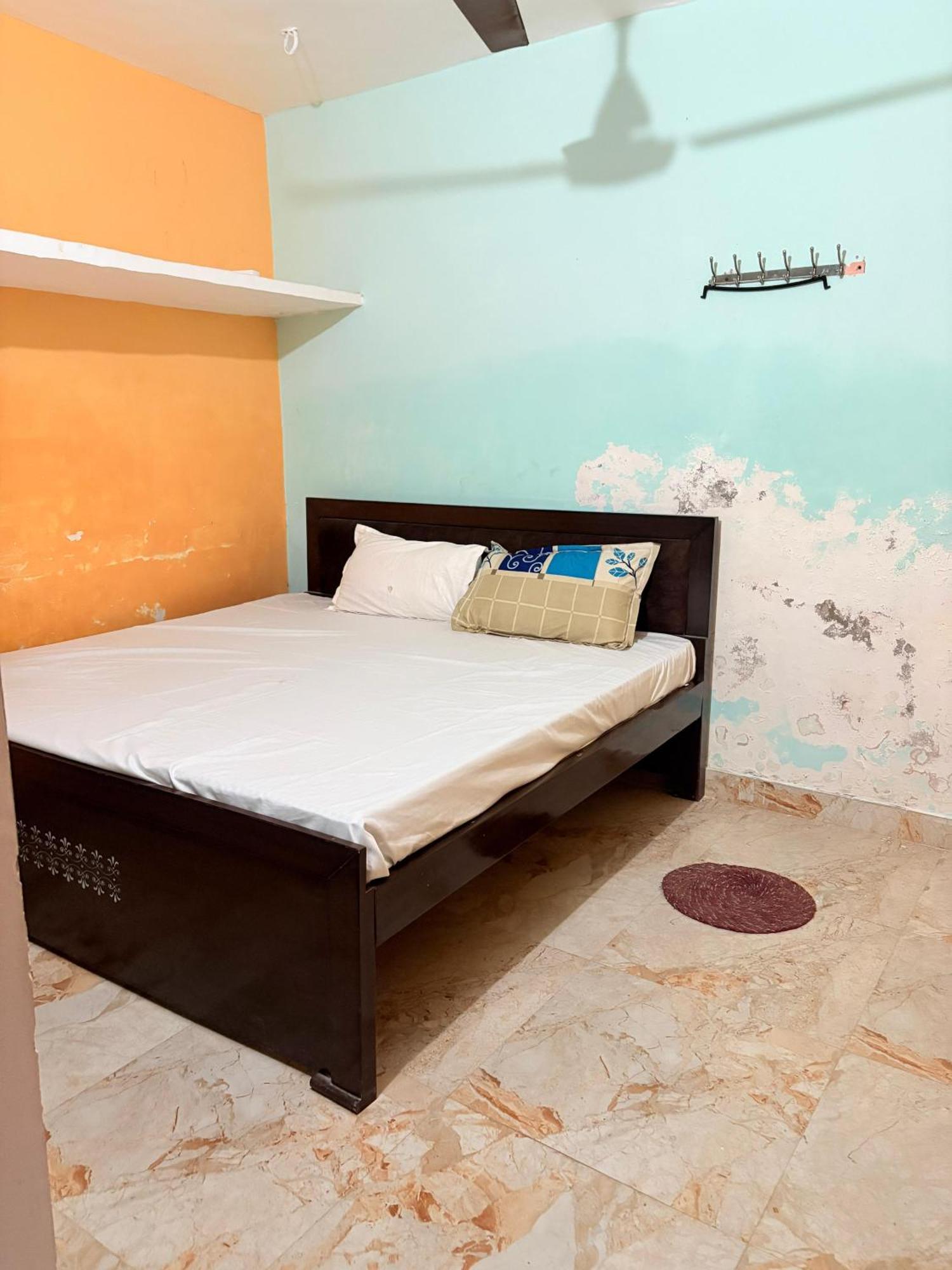 Homestay Radha Krishna Ayodhya