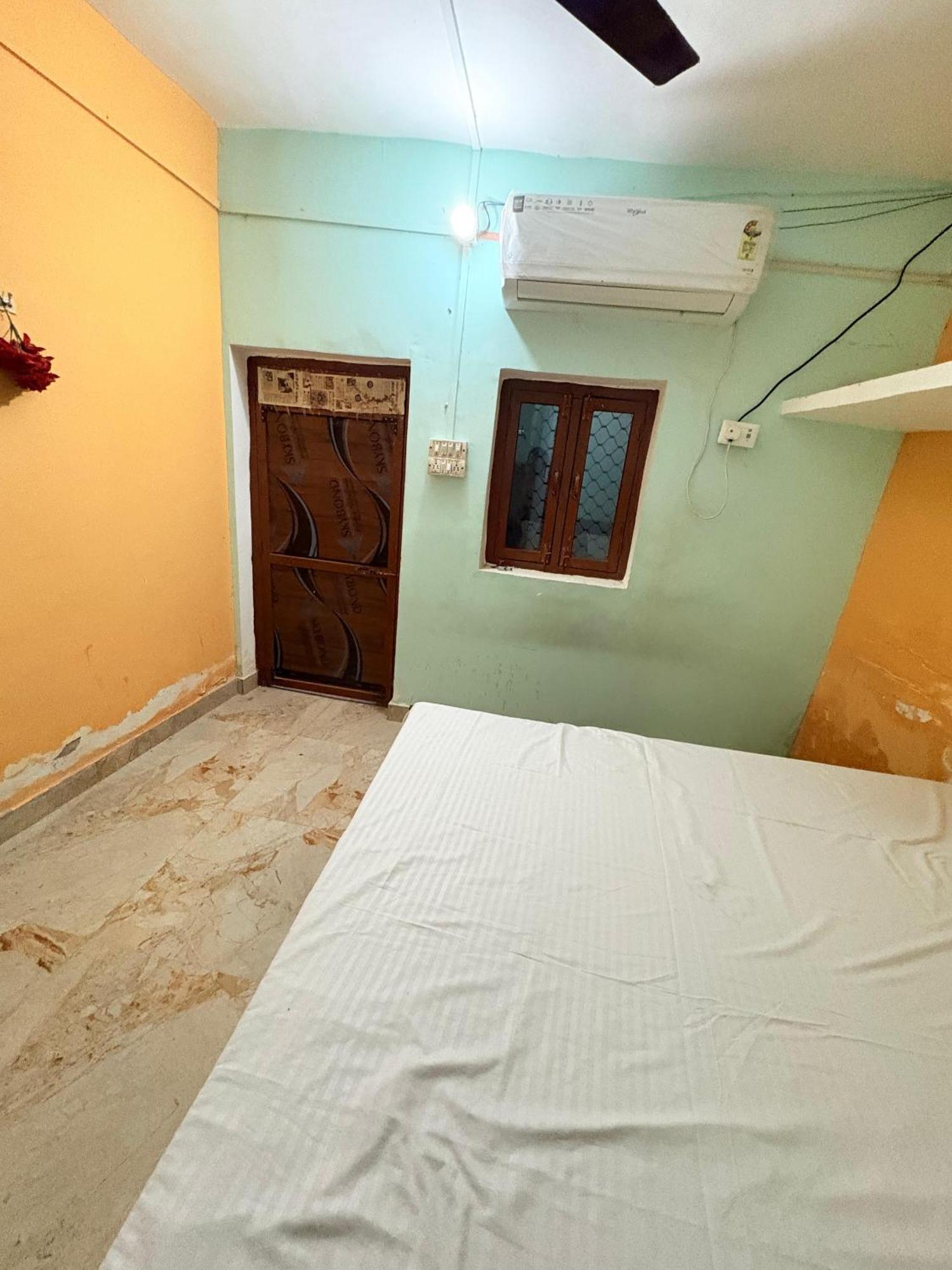 Homestay Radha Krishna