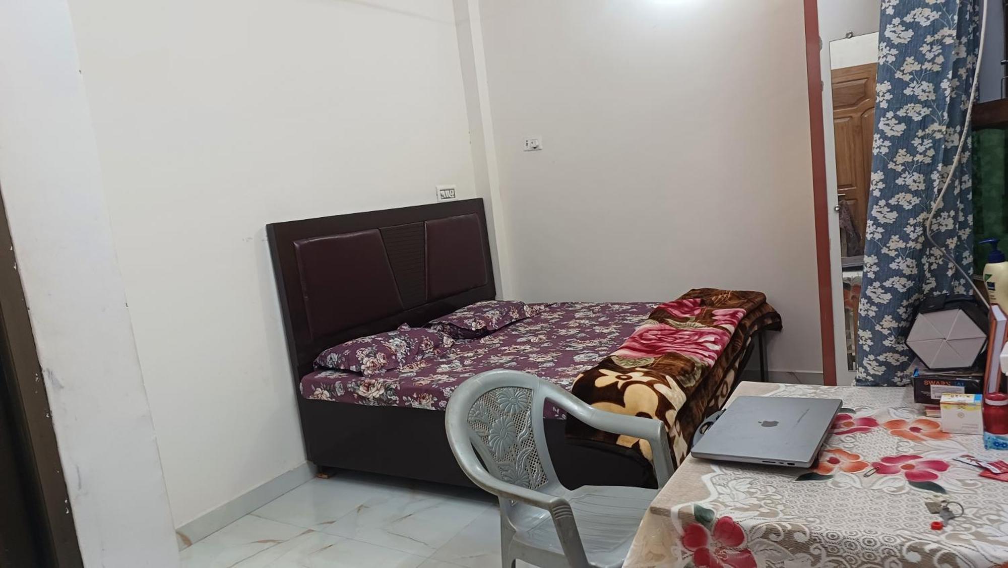 Pareek Homestay 1km From Ram Mandir Homestay *