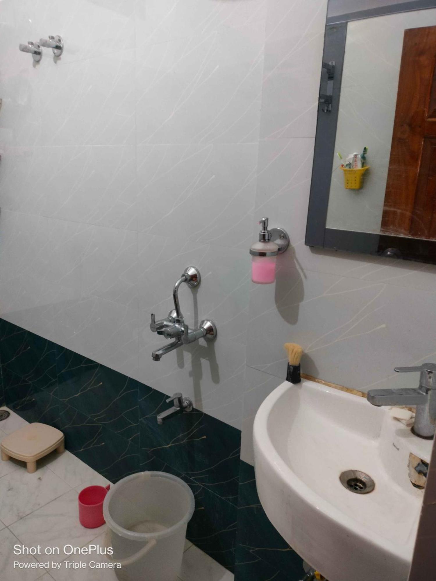 Homestay Saraswati Ayodhya