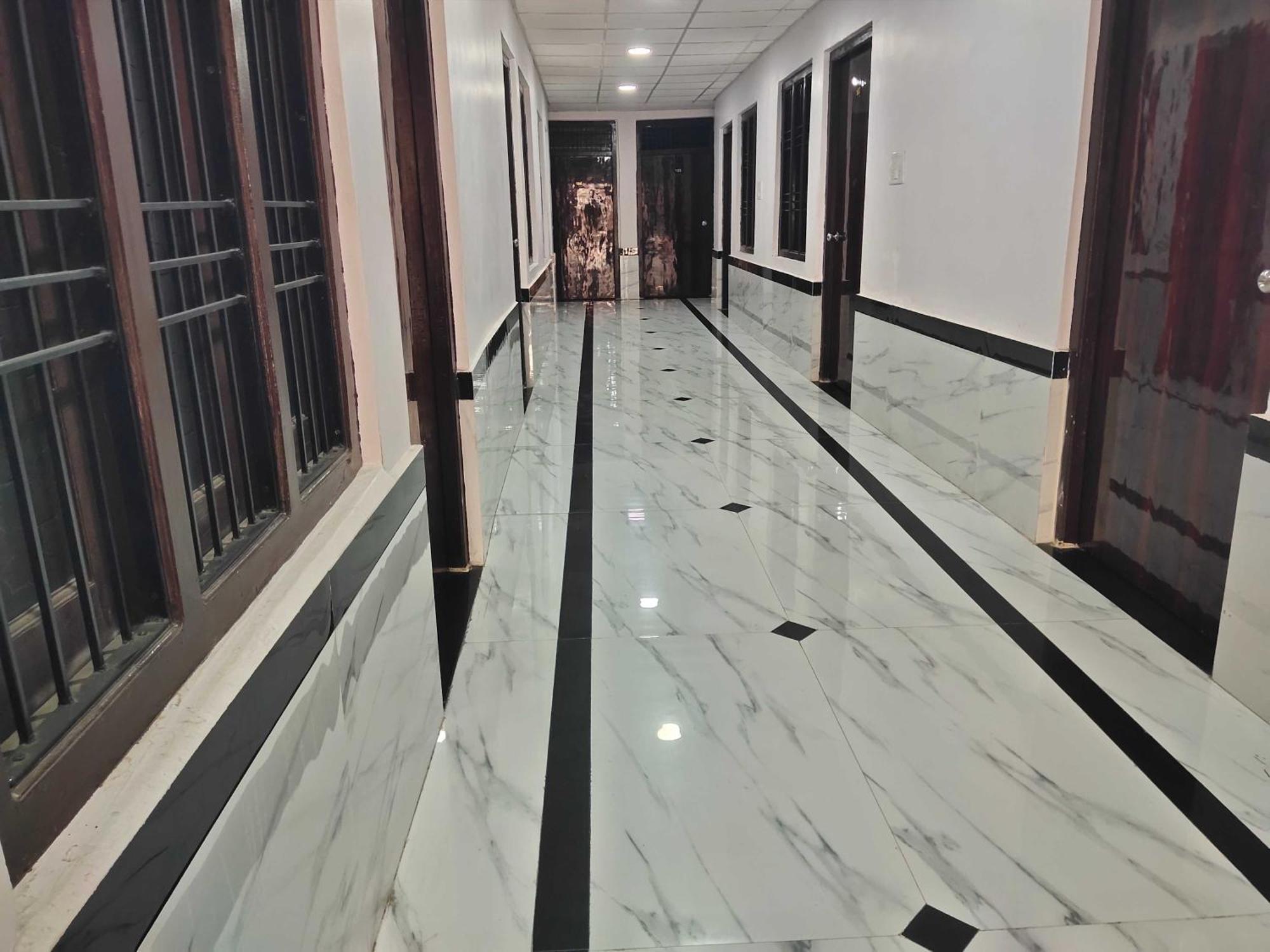O Divyansh Paying Hotel 3*