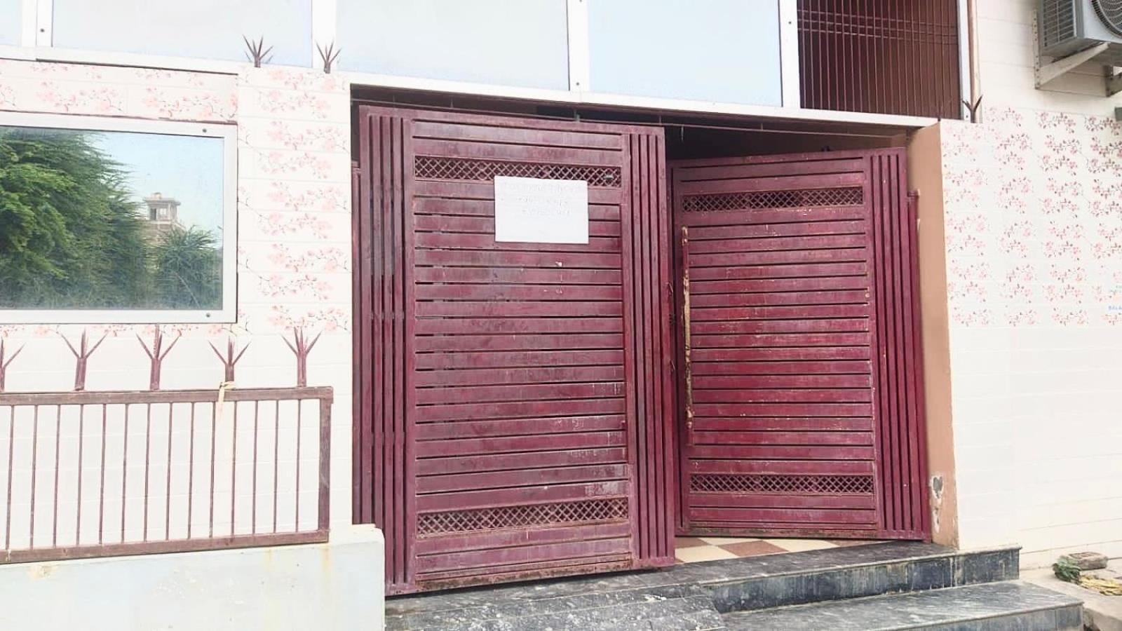 Oyo 82076 Balaji Palace Ayodhya