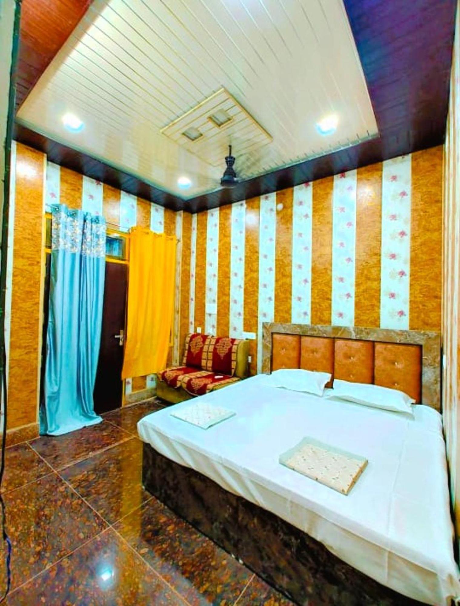 Homestay The Namo Ji Near Temple - Excellent Customer Service *
