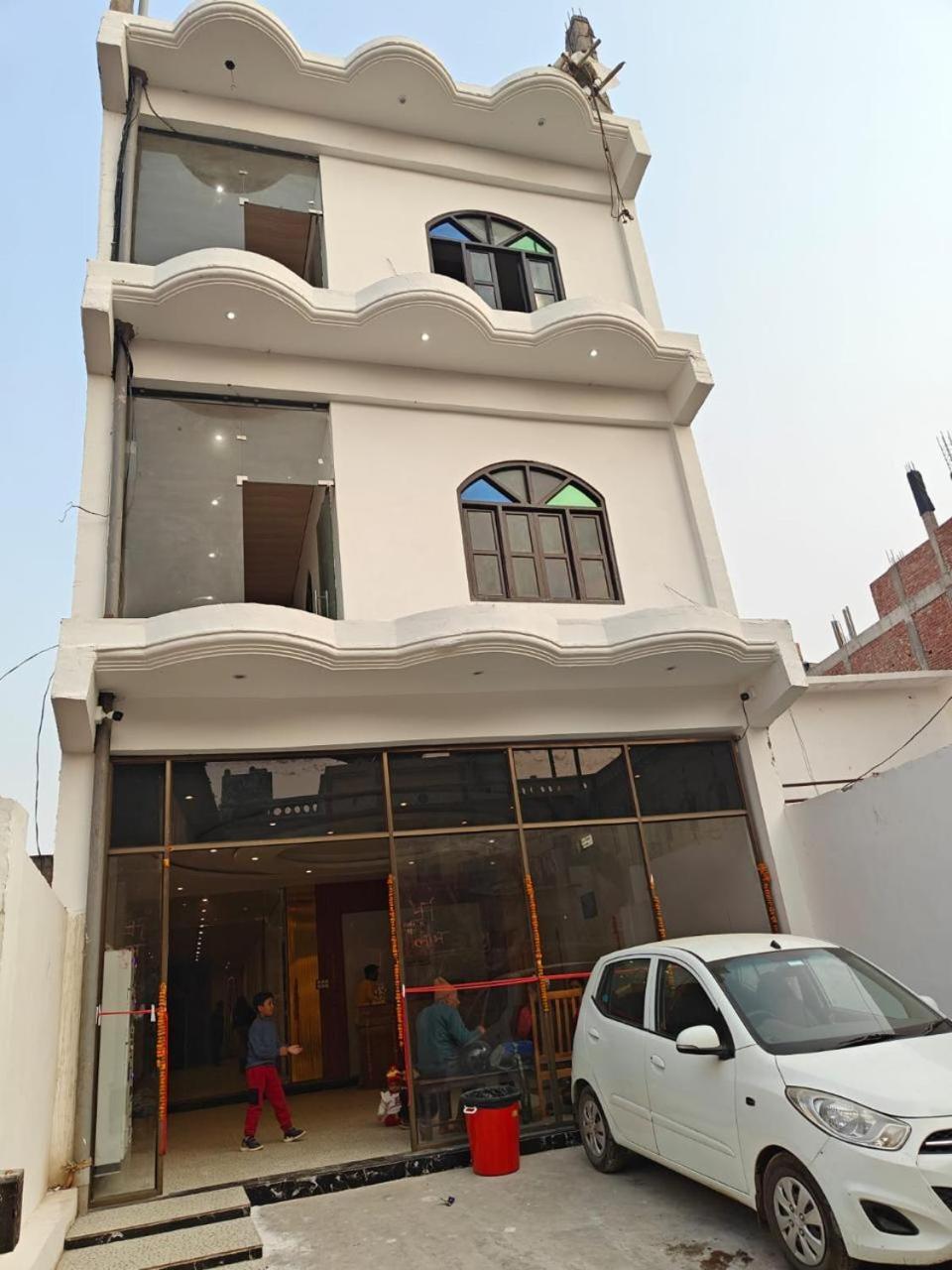 The Shyama - A Luxurious Near Ram Mandir Hotel 3*