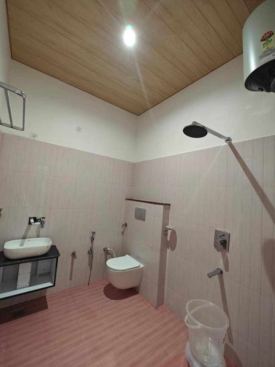 The Shyama - A Luxurious Near Ram Mandir Ayodhya