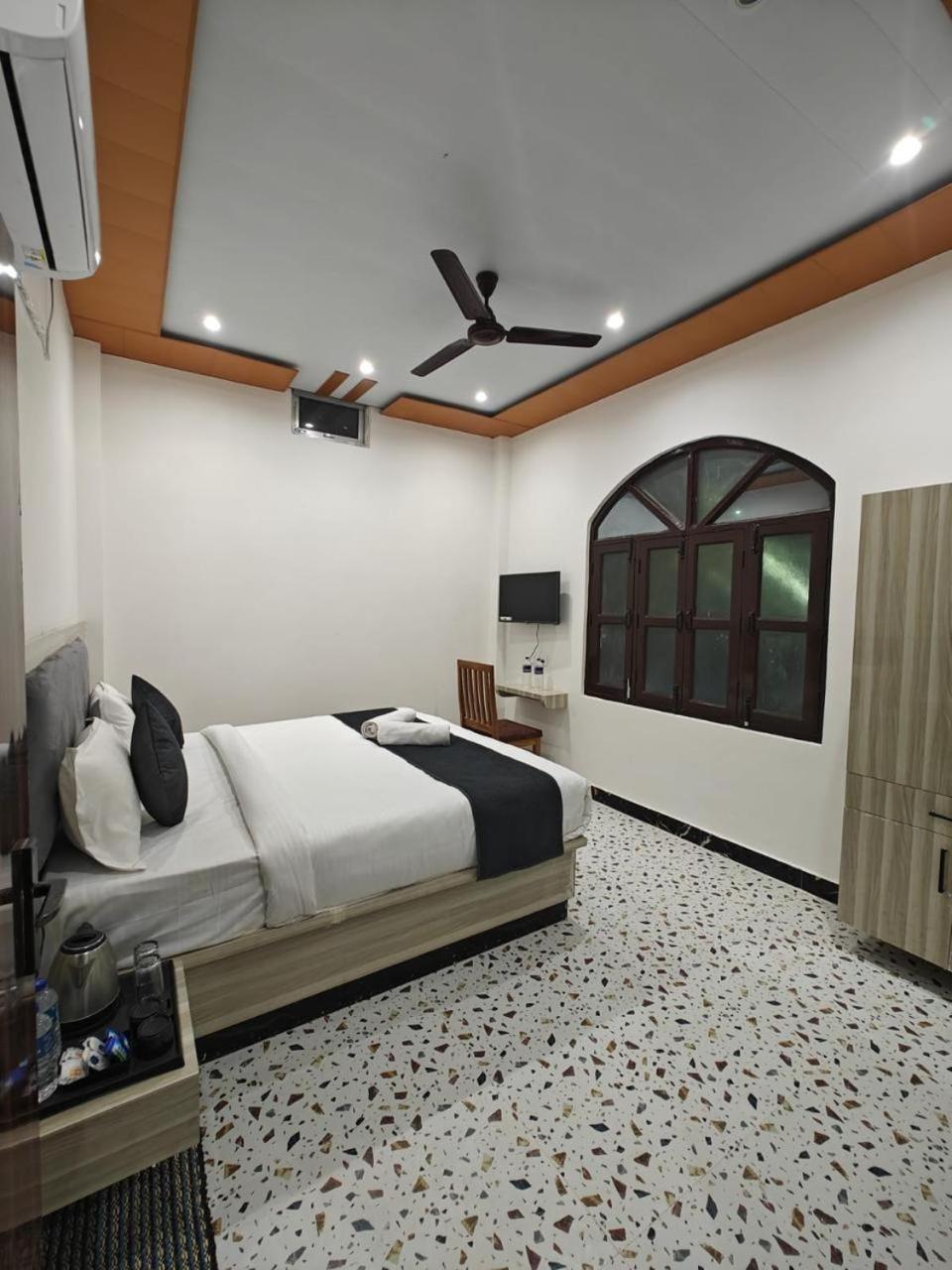 The Shyama - A Luxurious Near Ram Mandir Hotel Ayodhya