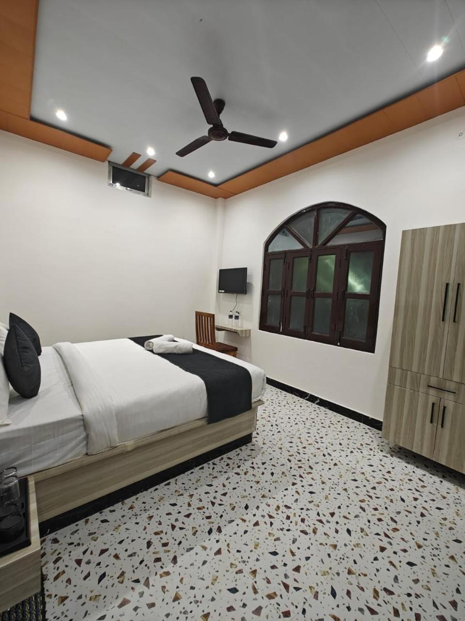 Hotel The Shyama - A Luxurious Near Ram Mandir Ayodhya