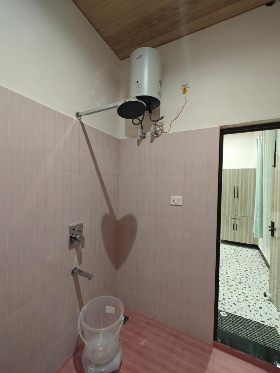 Hotel The Shyama - A Luxurious Near Ram Mandir