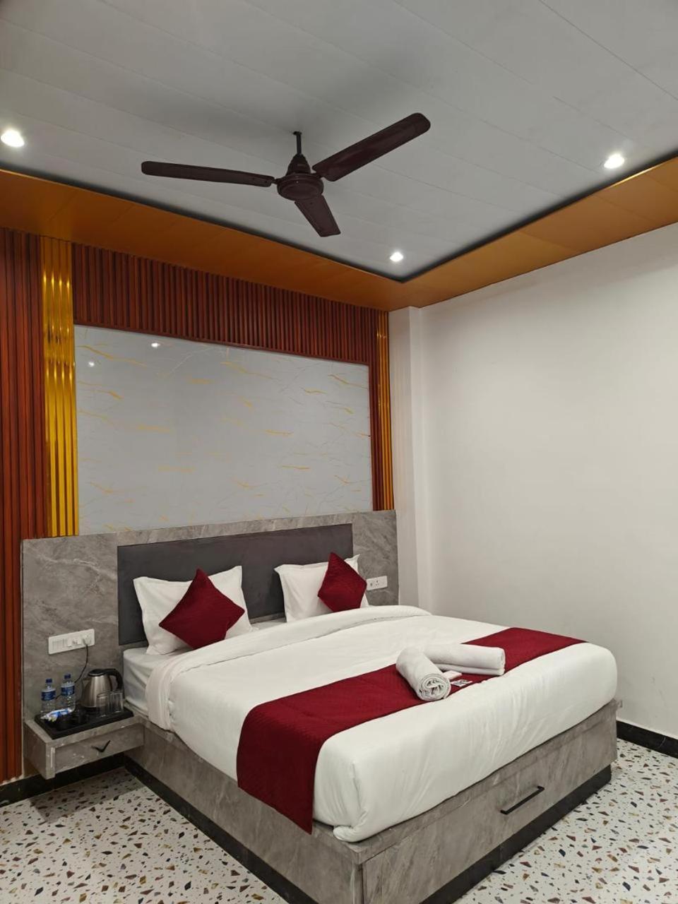 The Shyama - A Luxurious Near Ram Mandir Hotel 3*