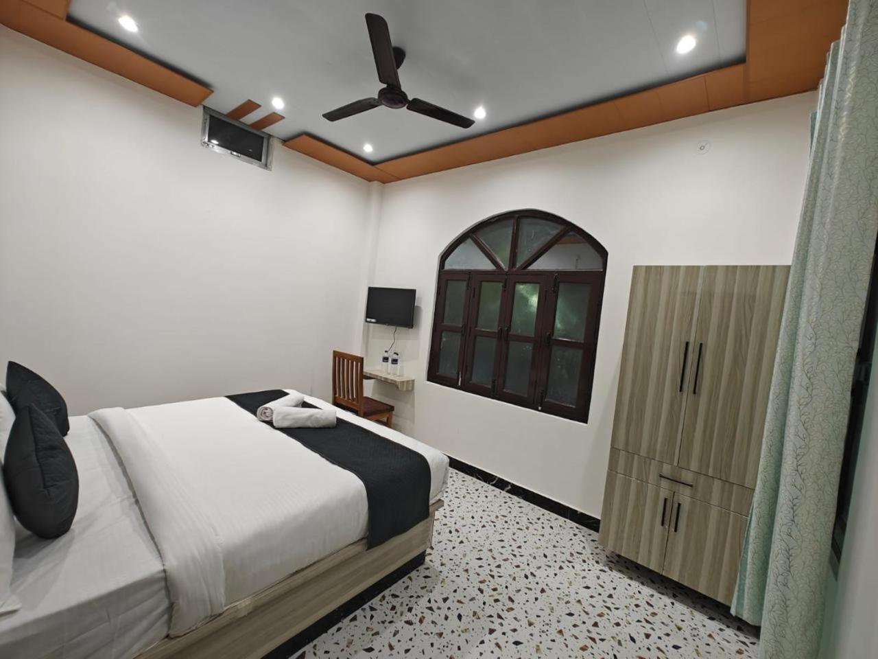 Hotel The Shyama - A Luxurious Near Ram Mandir Ayodhya