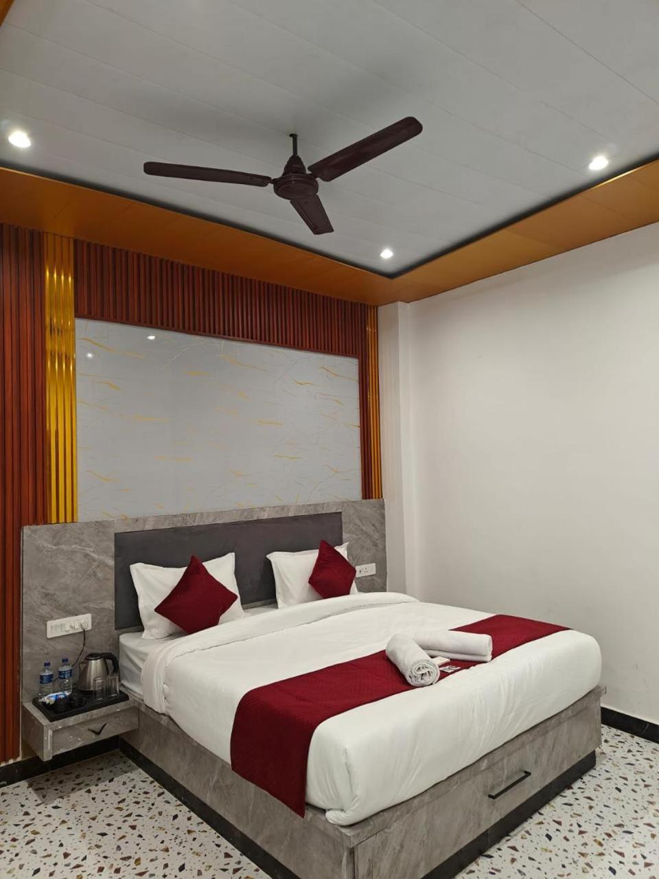 The Shyama - A Luxurious Near Ram Mandir Hotel