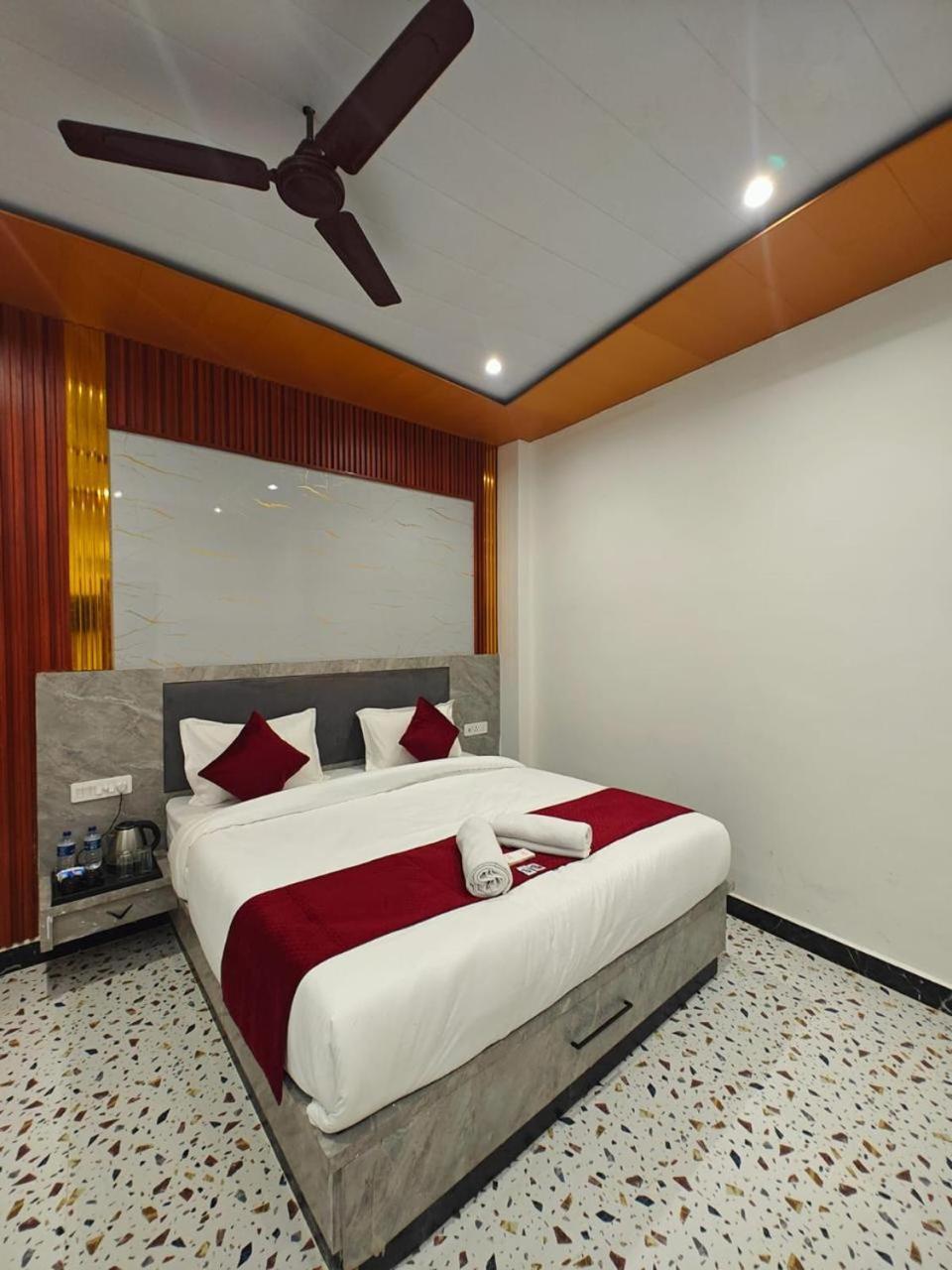 Hotel The Shyama - A Luxurious Near Ram Mandir Ayodhya
