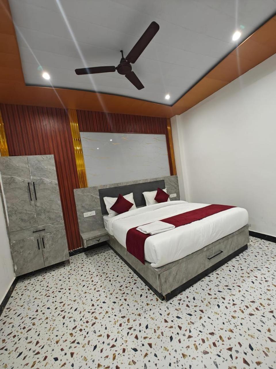 The Shyama - A Luxurious Near Ram Mandir Ayodhya