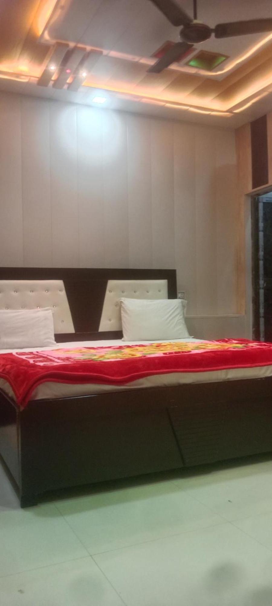 Guest house Raj Rajeswari Dharmshala *