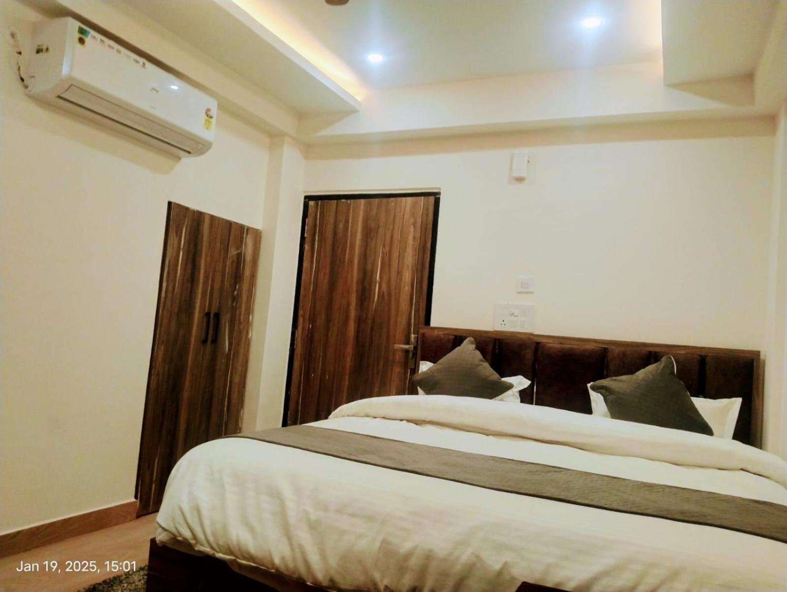 Hotel Abhinandan