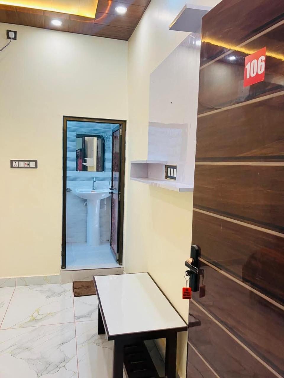 Hotel Shree Radhe Palace