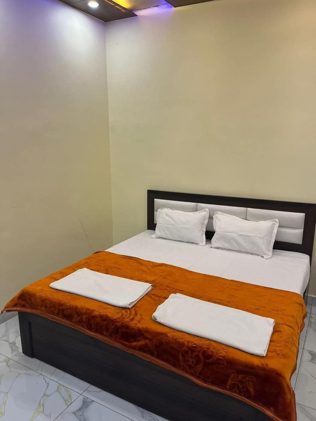 Hotel Shree Radhe Palace 4*