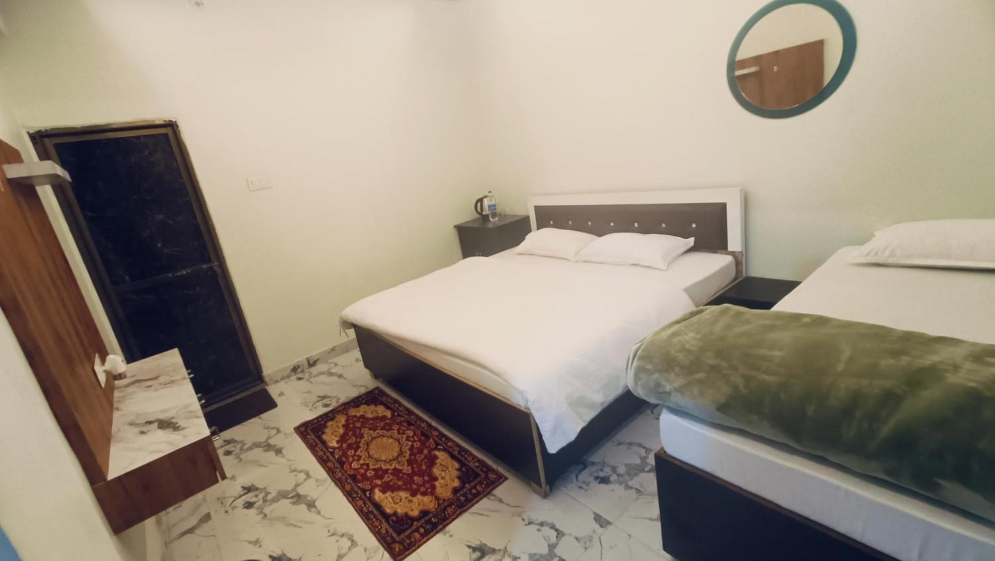 Keshav Kunj Hotel