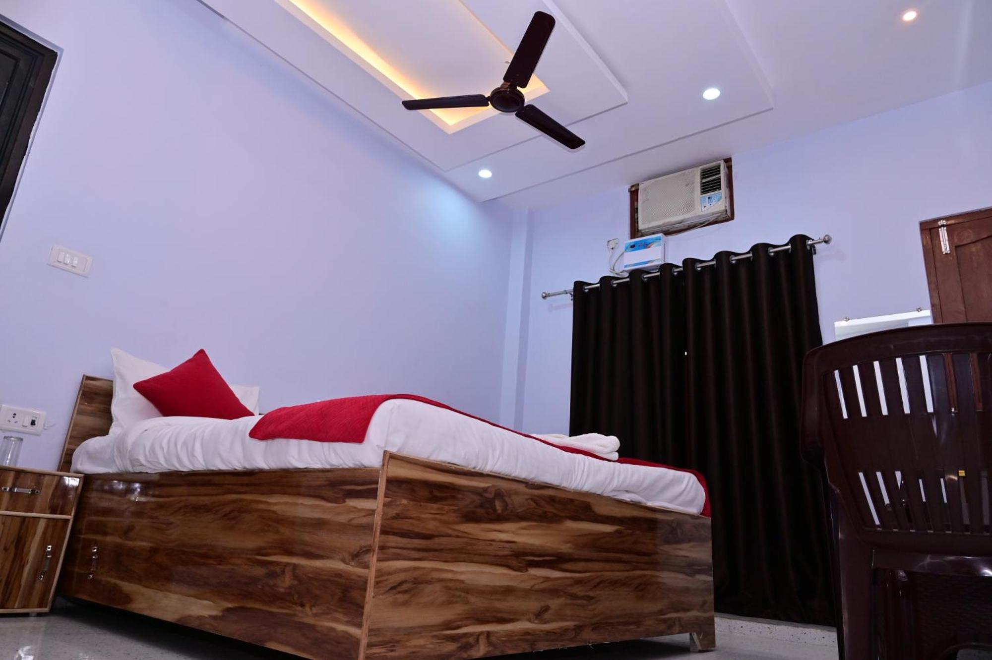 Anandam Palace 3*