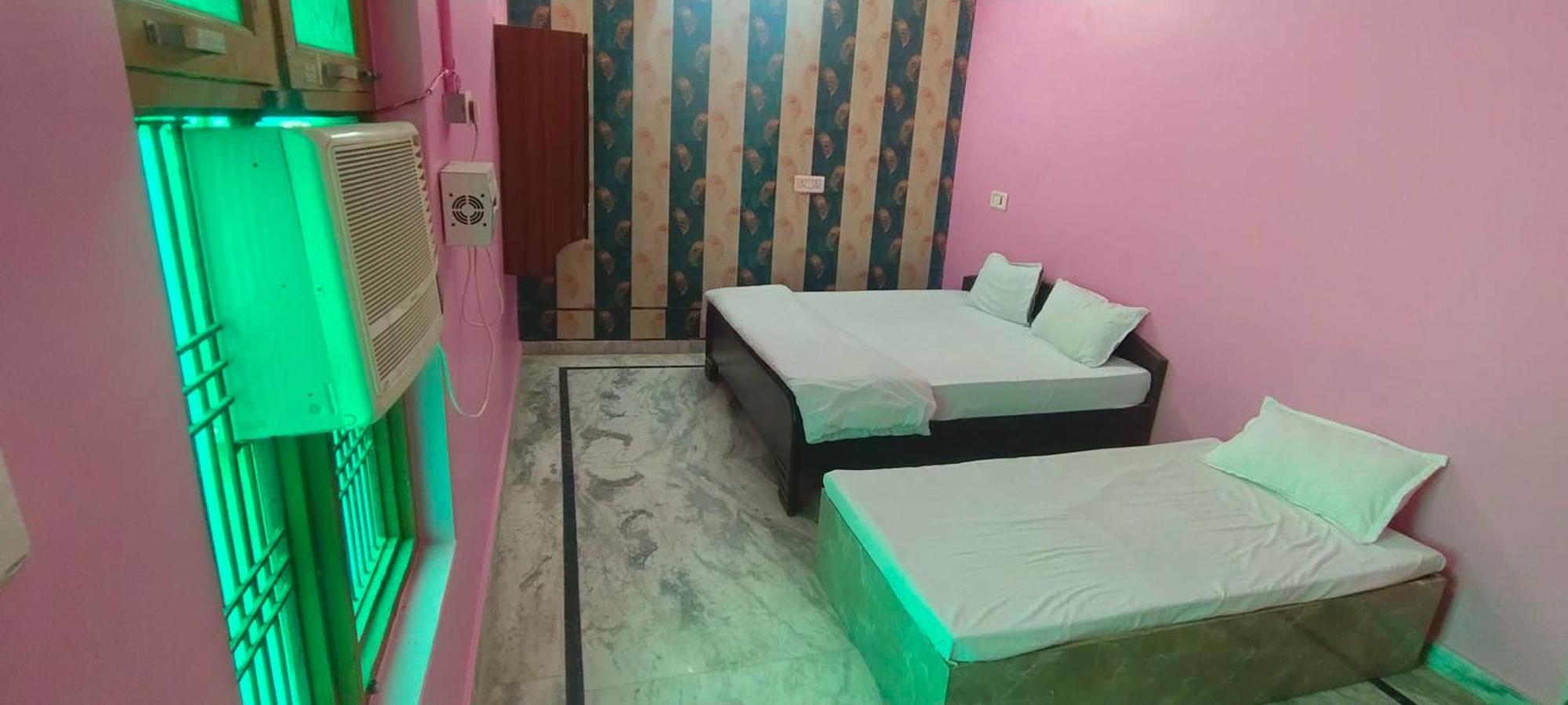 Oyo 82076 Balaji Palace Hotel