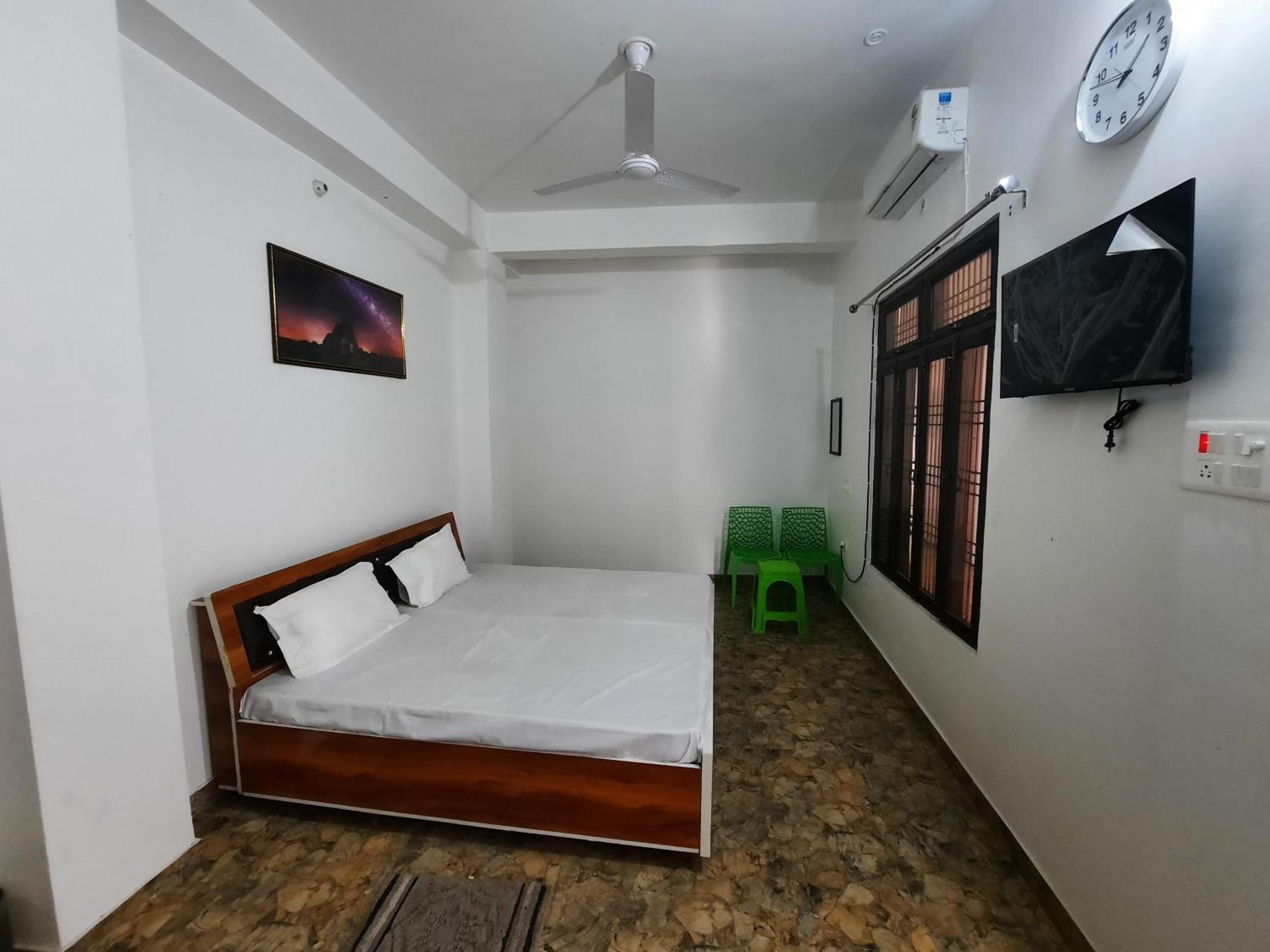 Hotel Mahan Ayodhya