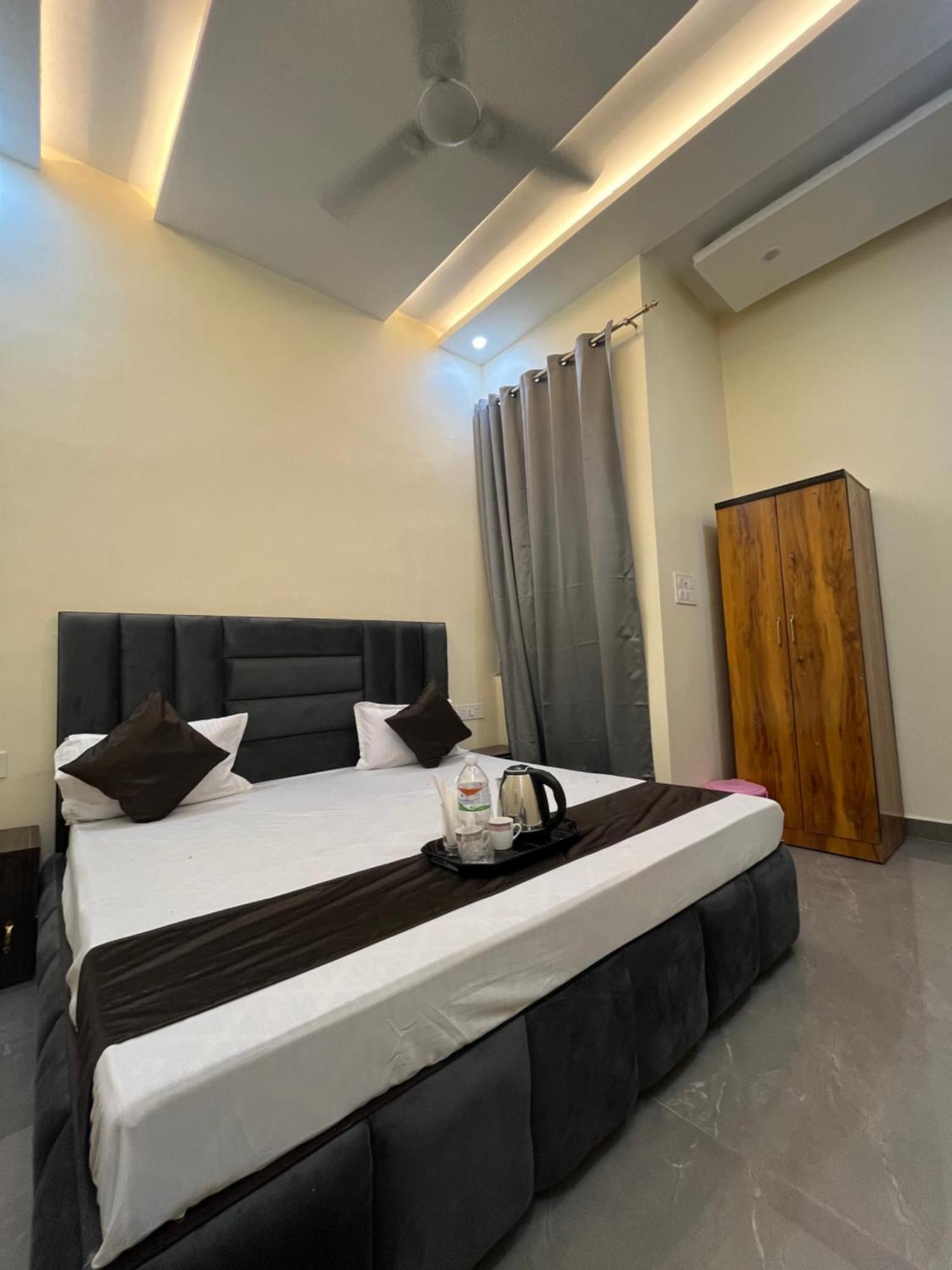 Vedas - A Group Of Comfort Hotel 3*