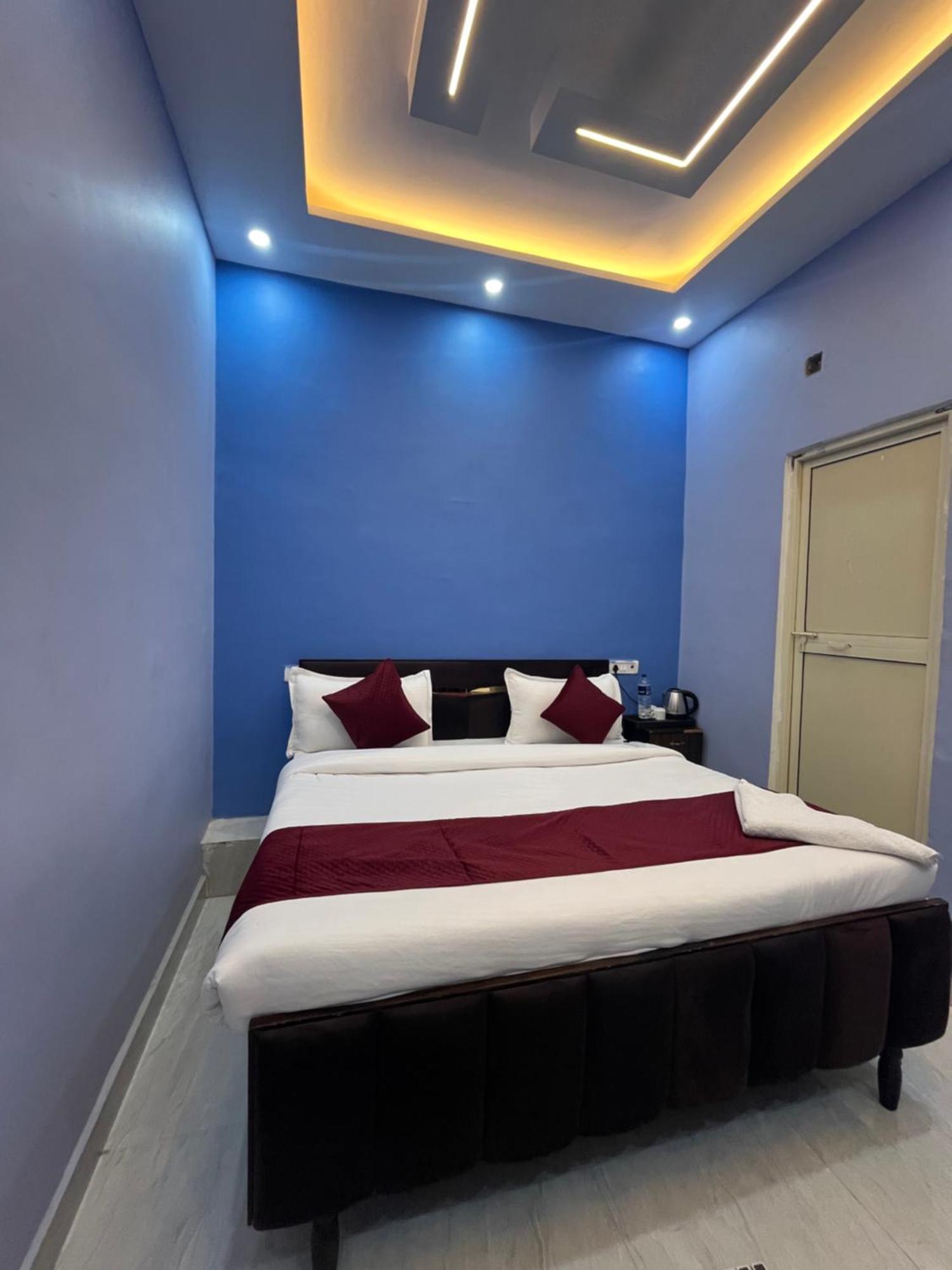 Vedas - A Group Of Comfort 3* Ayodhya