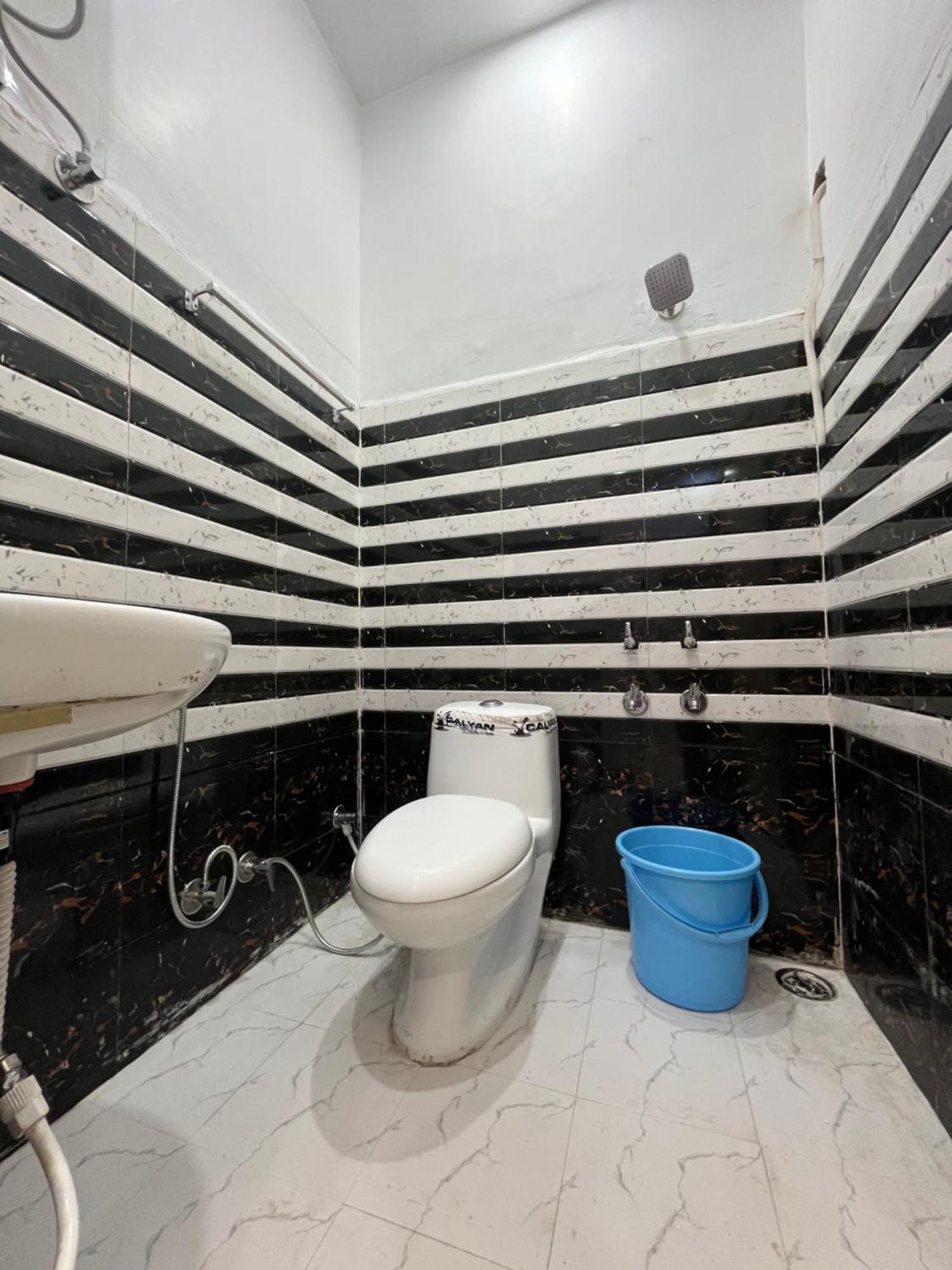 Vedas - A Group Of Comfort 3* Ayodhya
