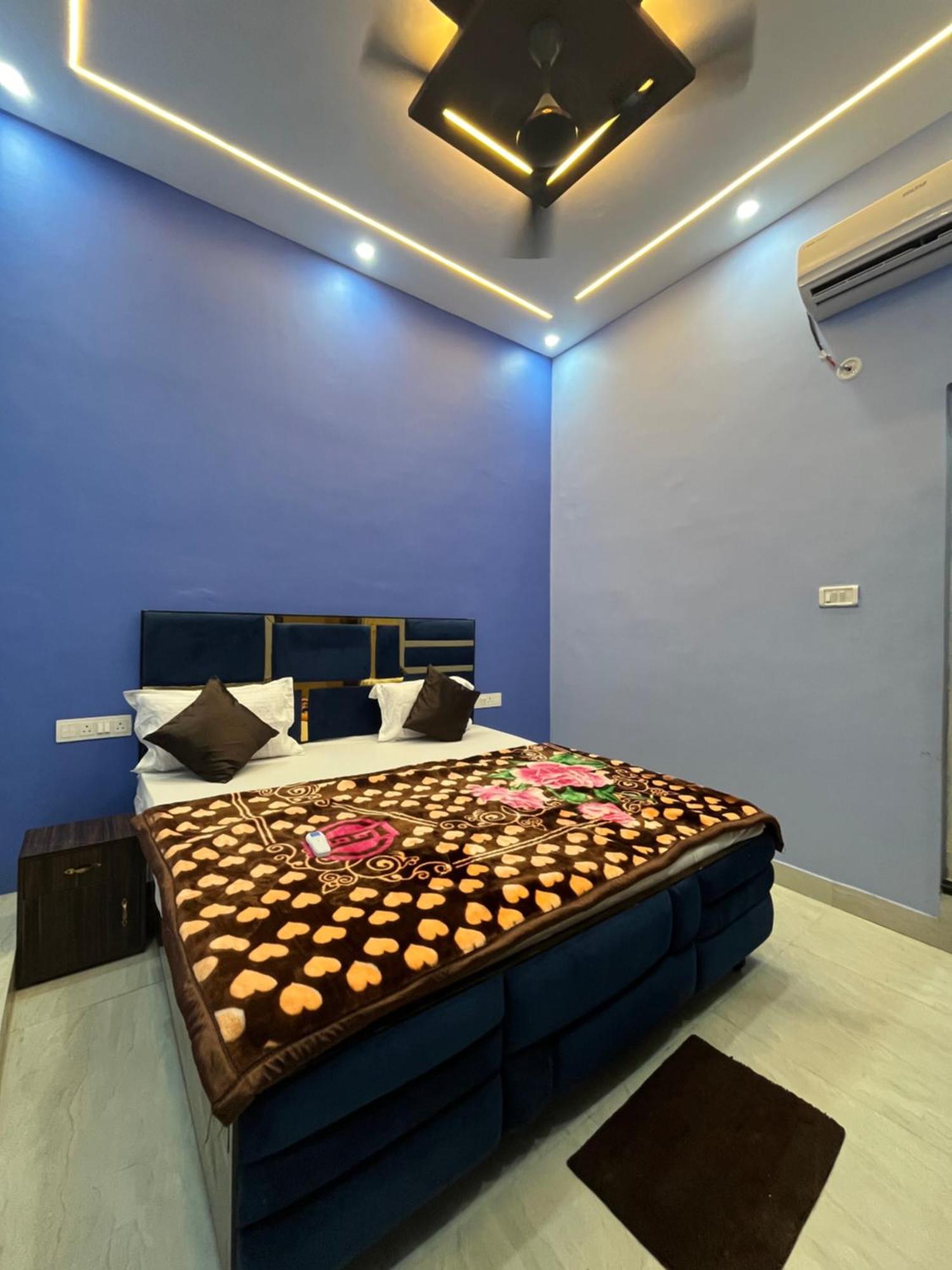 Hotel Vedas - A Group Of Comfort Ayodhya