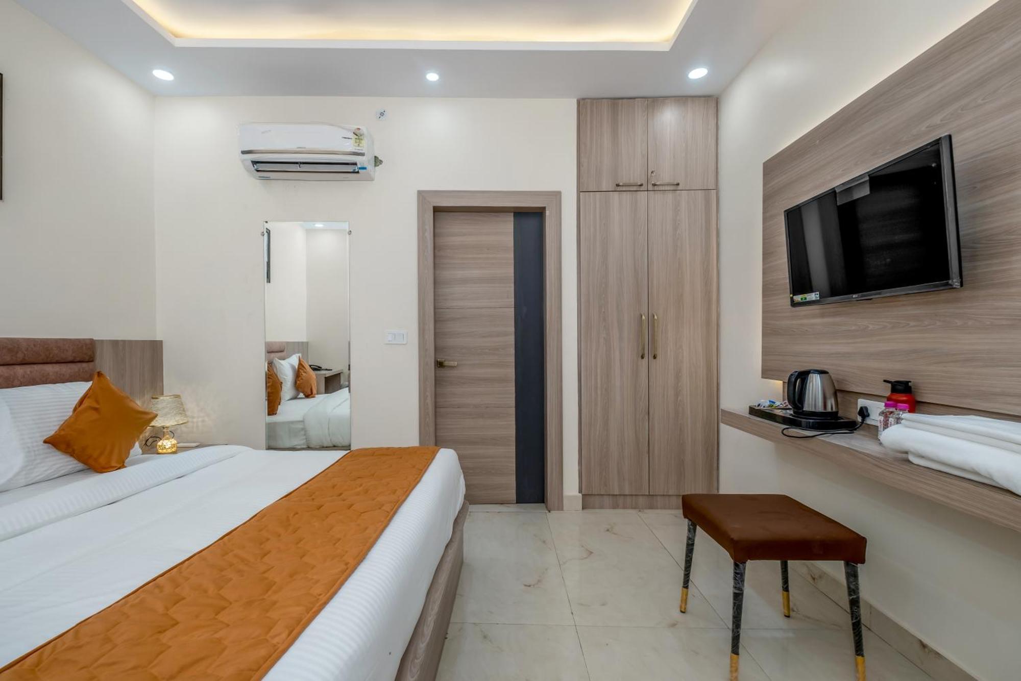 Hotel Sudarshan 4*