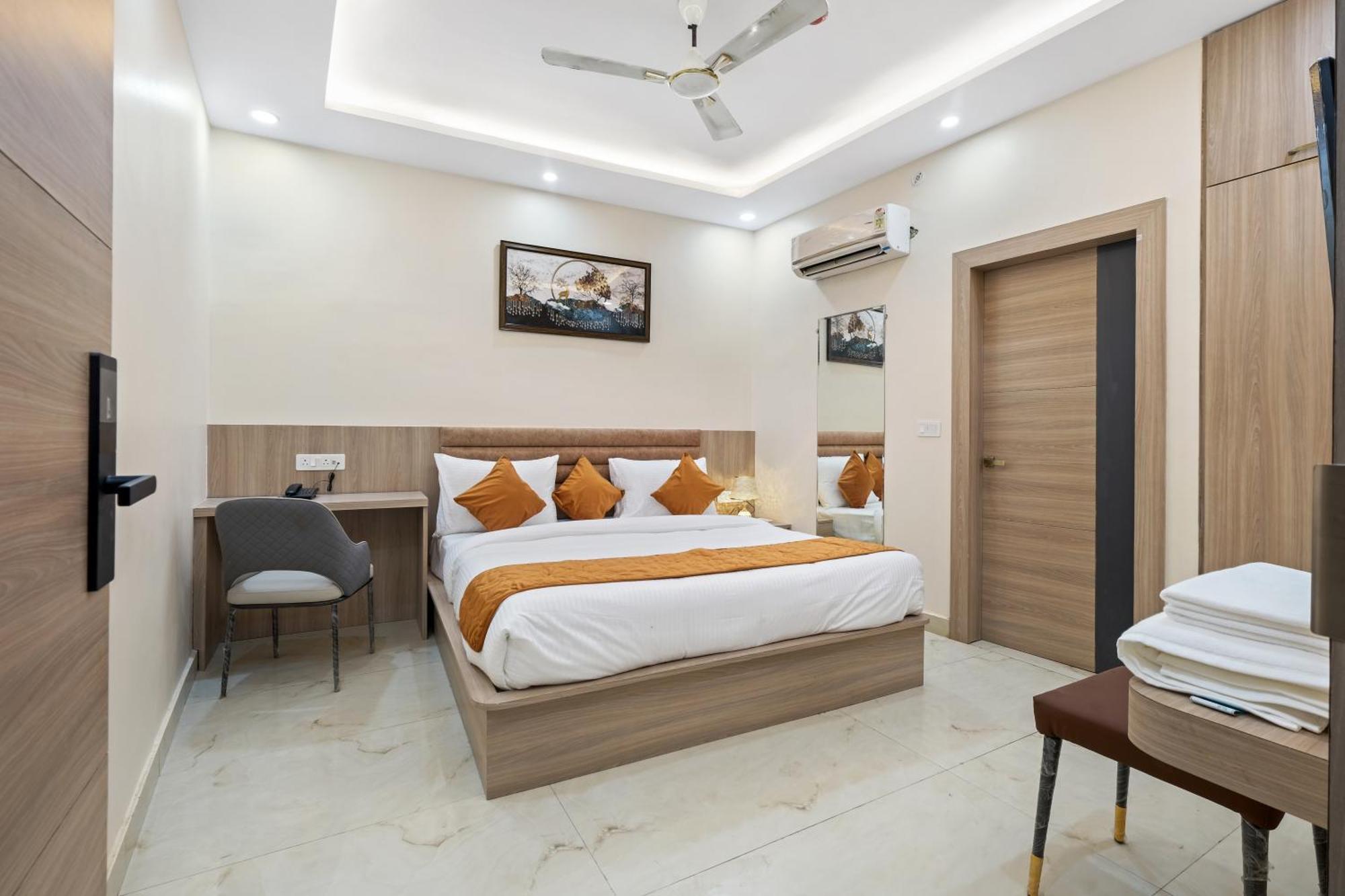 Hotel Sudarshan Ayodhya
