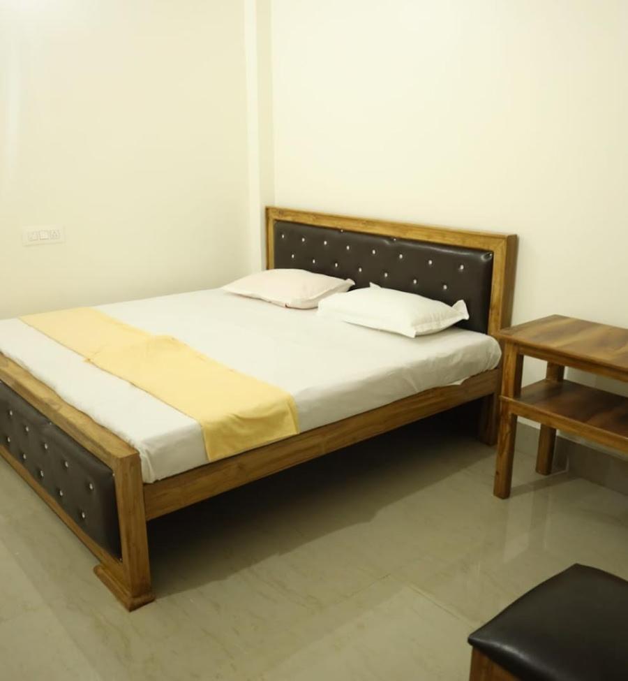 Hotel Shree Harshan Kutir , 2*