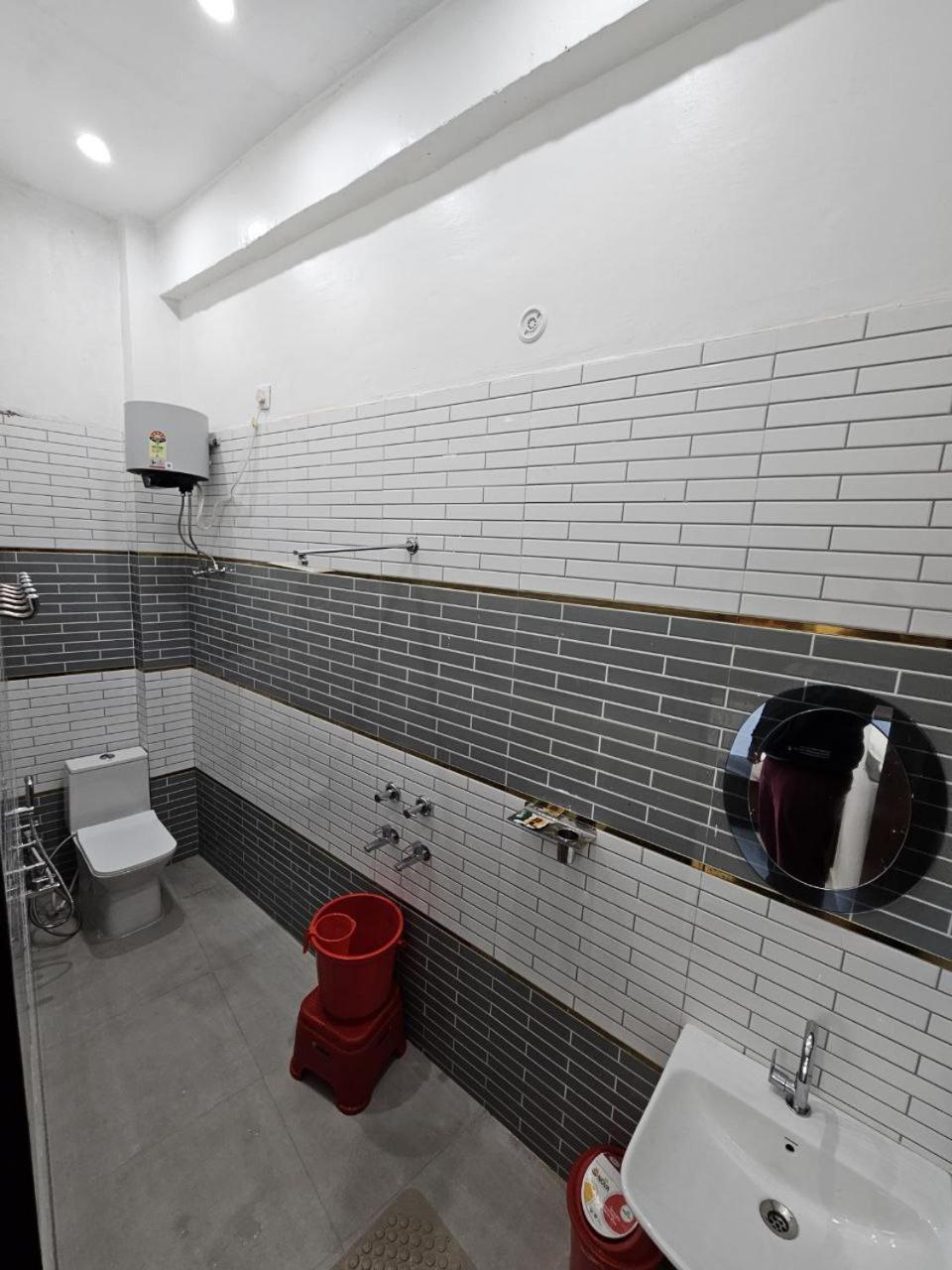 Kharari Guest house