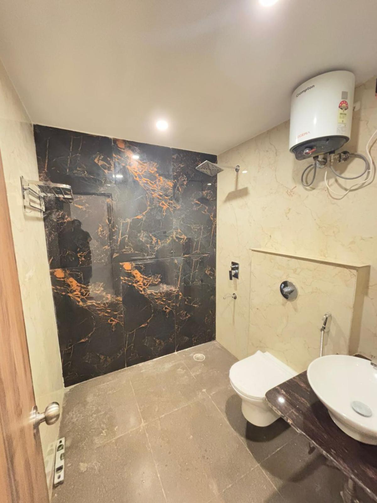 Hotel Omkar Palace 3*