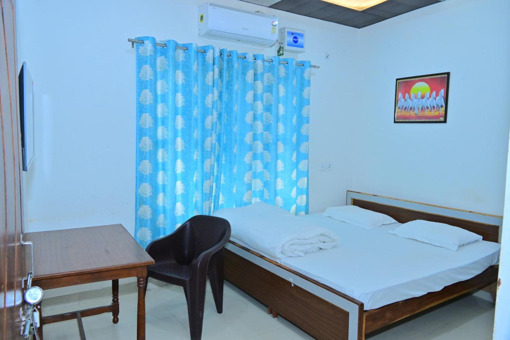 Bk Palace * Ayodhya